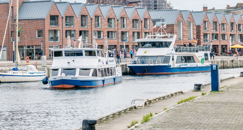 Hafenrundfahrten mit Adler-Schiffe in Wismar