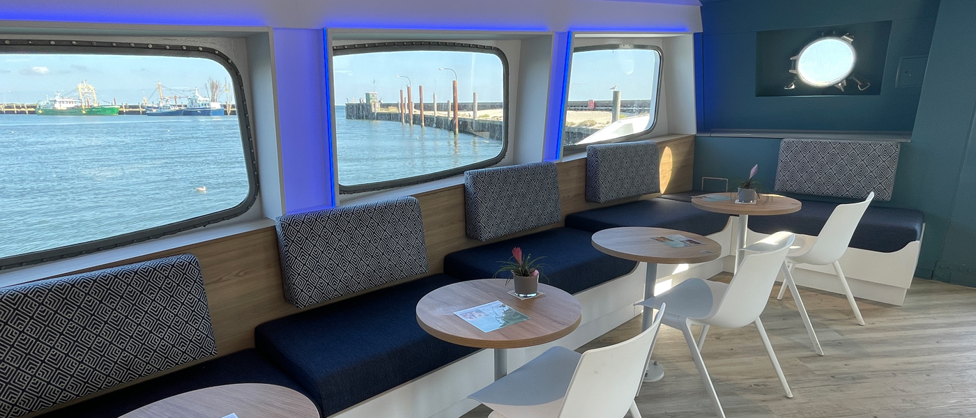 Voll modernisiertes Fahrgastschiff ab Sylt