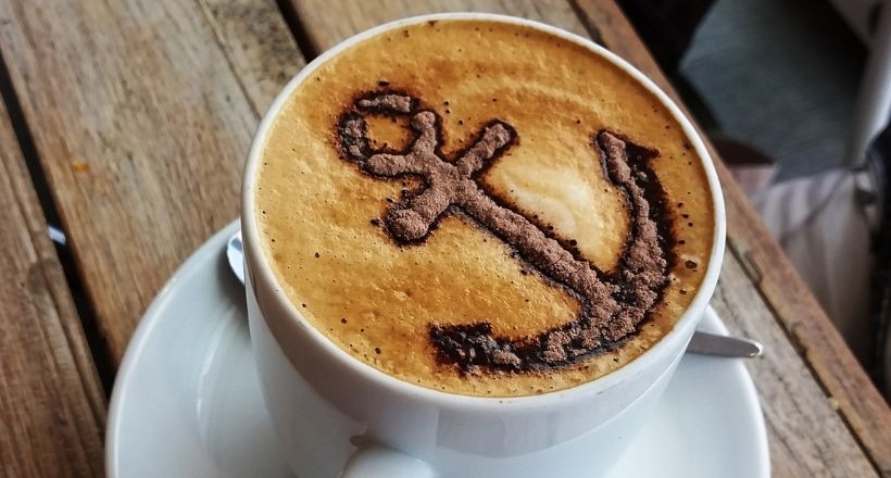 Cappuccino mit Anker