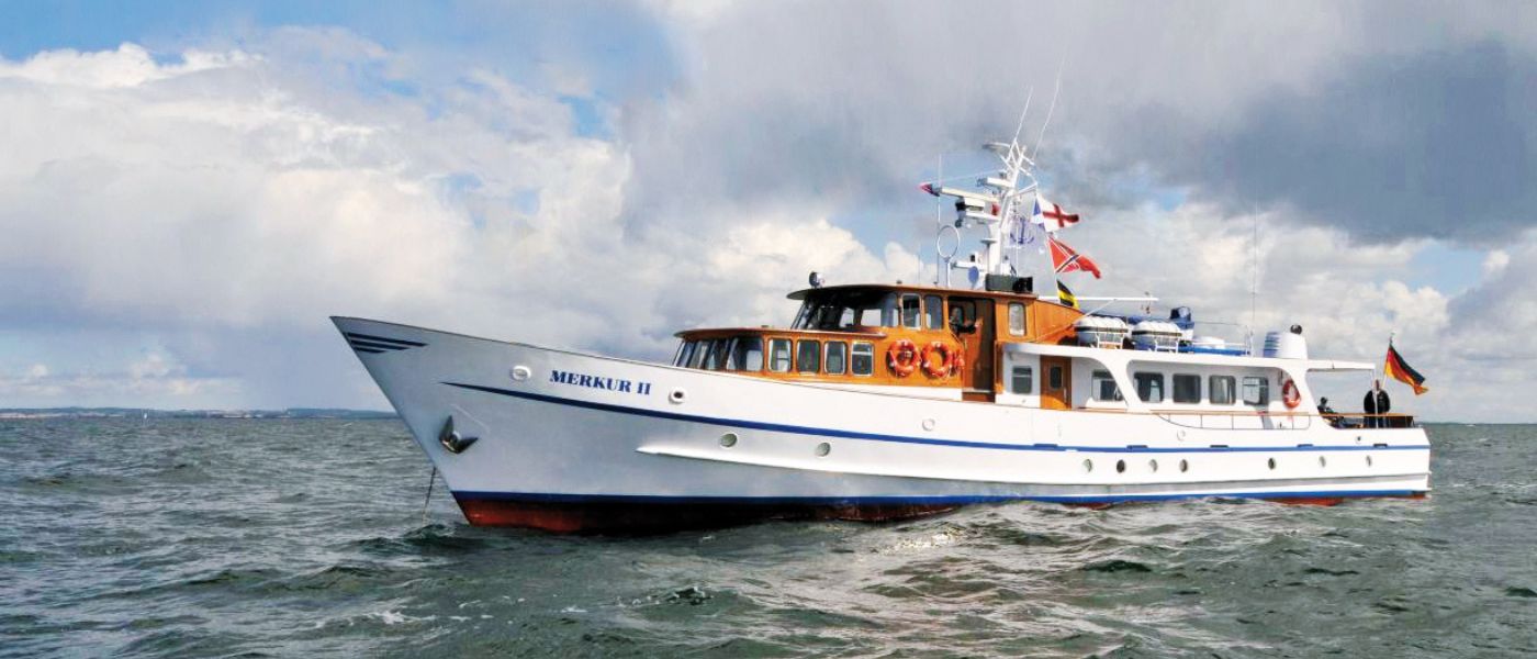 Charterschiff MS Merkur II ab Warnemünde