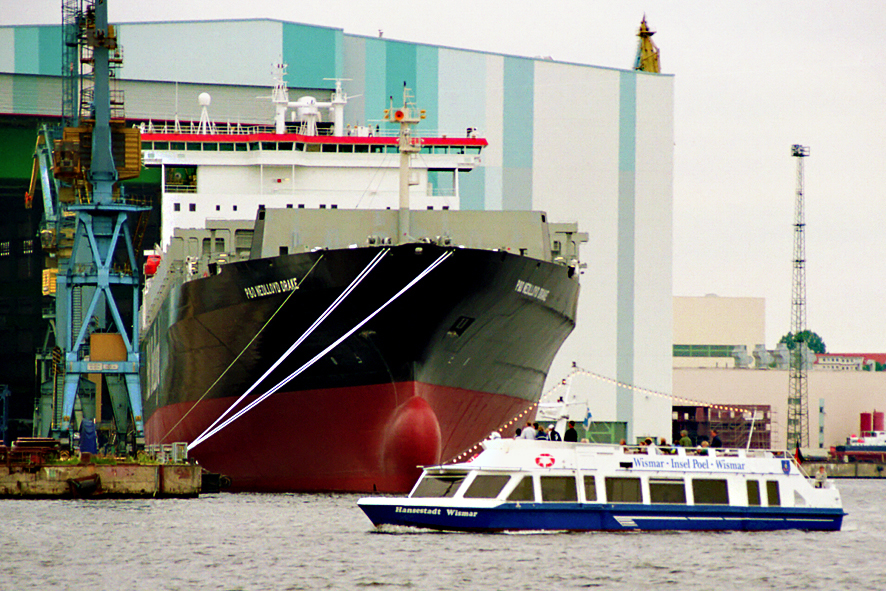 Hafenrundfahrt Wismar Dockhalle