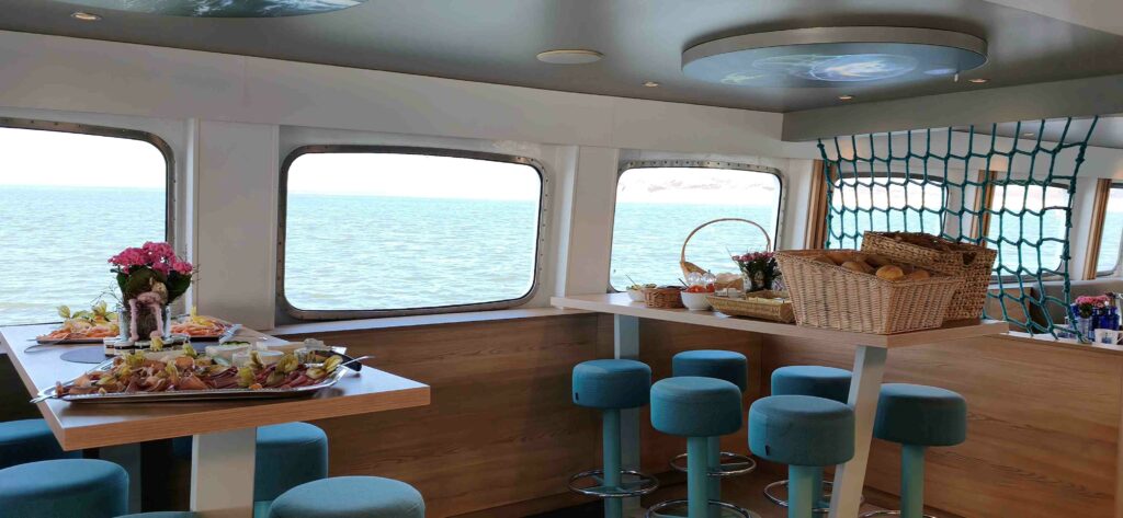 Charter Adler VI Innenbereich