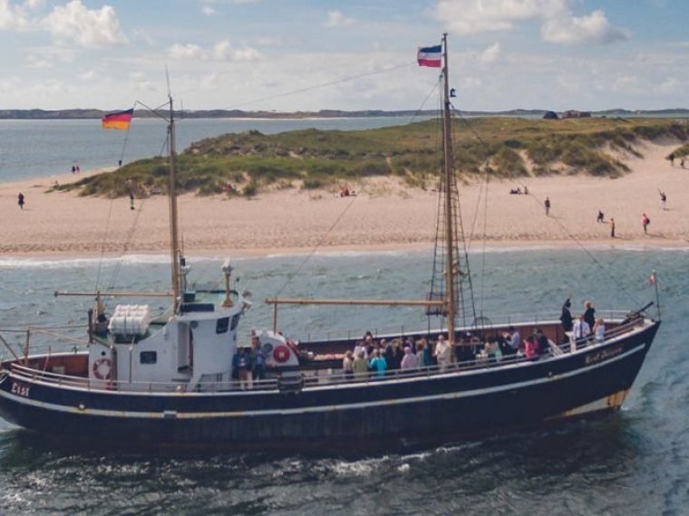 Kutter Gret Palucca vor dem Lister Ellenbogen auf Sylt